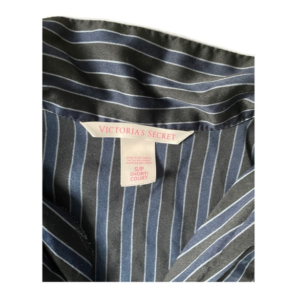 VICTORIA’S SECRET Pinstriped Matching Pajama Set Black and Blue Size Small Short - Picture 5 of 12